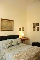 Отель Rsh Trastevere Luxury Large Apartment Рим